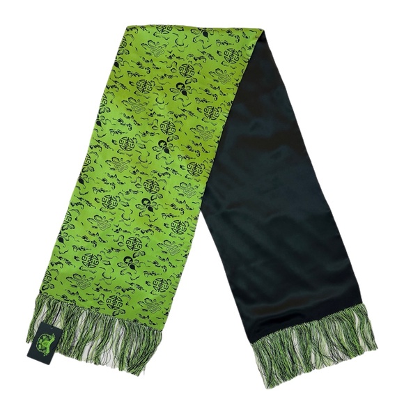Shanghai Tang 100% Silk Scarf – Green & Black – NWT - Picture 5 of 10
